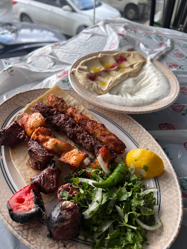 مذاق البيت العراقي للمشويات - الضيافة