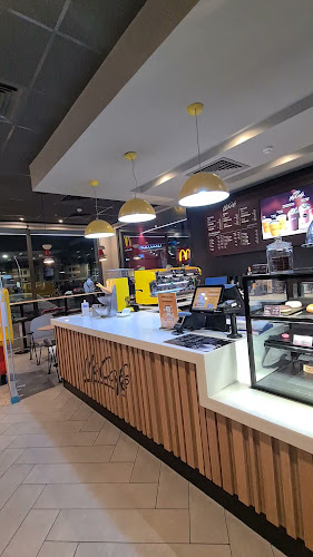 Opinii despre ماكدونالدز în جدة - الضيافة