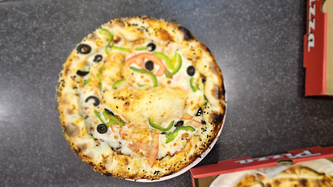 Opinii despre تنور املج للبيتزا والفطاير în املج - الضيافة