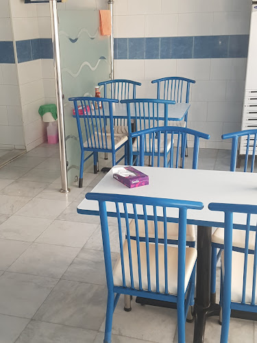 عالم البحار - الضيافة