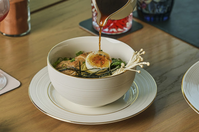 ريجالي بيسترو و بار