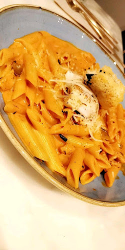 Opinii despre مطعم لافا în الهفوف‎ - الضيافة