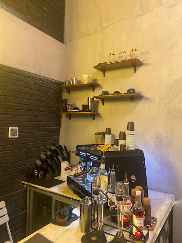 مطعم ثومية - الخالدية