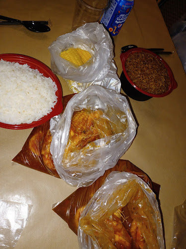 سكامبي - الضيافة