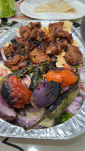 Opinii despre فطائر و مشويات الشرق în المدينة المنورة - الضيافة