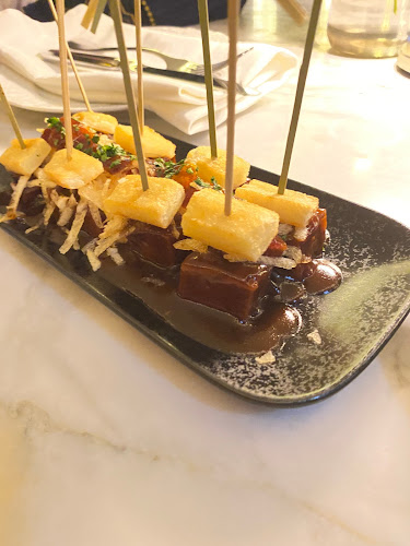 Comentarii opinii despre مونیز