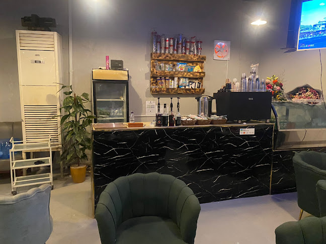 مقهى الغروب الأخير