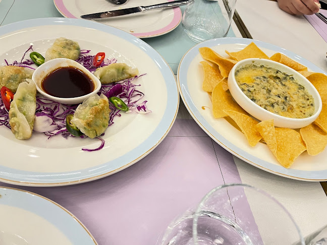 Opinii despre مطعم شي ليليز în الرياض - الضيافة