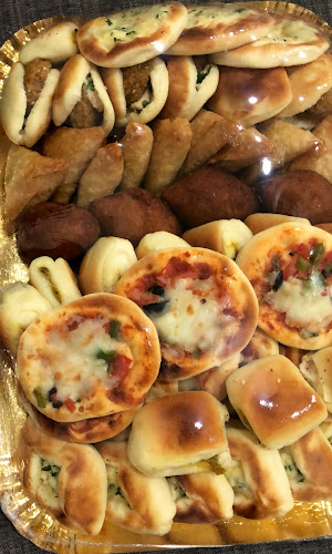 حلويات ومعجنات اكليل الجبل