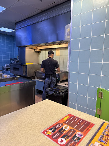 البطريق - الضيافة