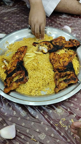 Opinii despre مطاعم تثليث البخاري în الدمام - الضيافة