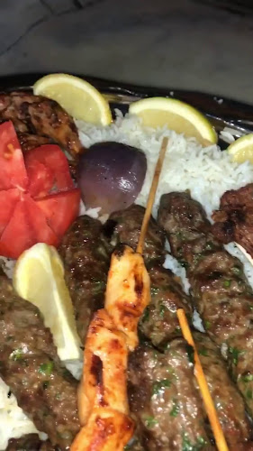 Opinii despre كانون الكباب البلدي فرع الصفا în جدة - الضيافة