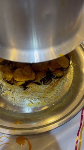 مطعم حبكة وحكاكة