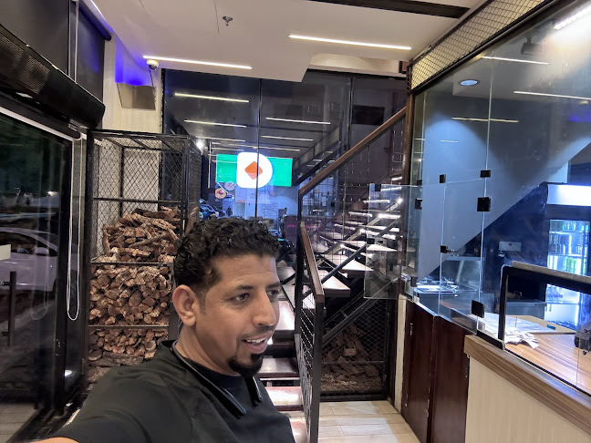 لوبيان شواية الحطب - الضيافة