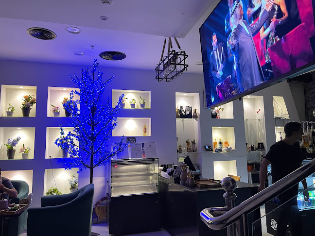 كرسنت كافيه - Crescent cafe