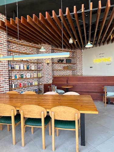 شارع الأمير عبدالعزيز بن ثنيان، النخيل، الرياض 12393