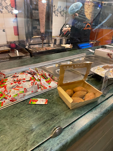 مطاعم ساروجة الدمشقية - الضيافة