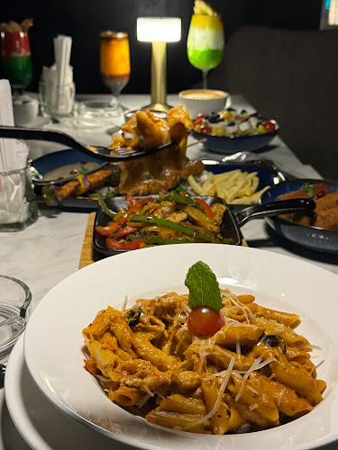 ‏ROSE Restaurant & Cafè مطعم و مقهى روز