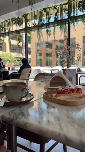 Opinii despre لإكلير دي جيني în جدة - الضيافة