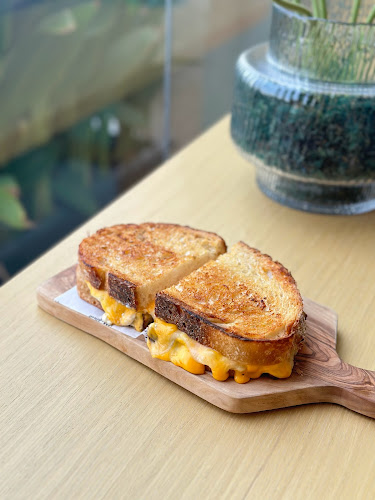 Opinii despre مادلين بوتيك în الدمام - الضيافة