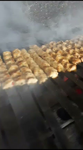 Opinii despre مطعم الكمال الدمشقي în المدينة المنورة - الضيافة