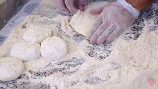 الوزان للمطاعم