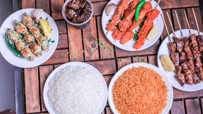 عالم المشاوي للكباب البلدي والمشويات