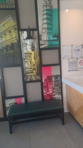 لورينزو بيتزا - الضيافة