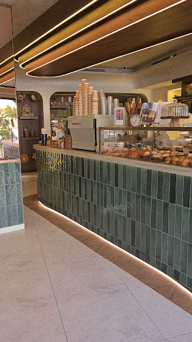 واتش هاو - الضيافة