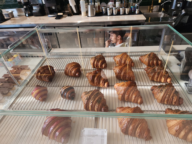 لإكلير دي جيني