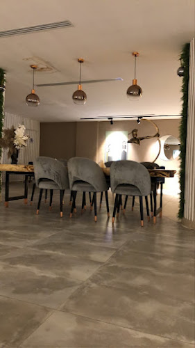 Opinii despre LUGAR CAFE لوقار كوفي în حفر الباطن - الضيافة