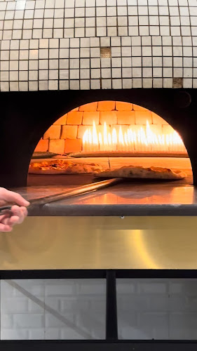 بيتزا بلامن Pizza PLAMEN - الضيافة