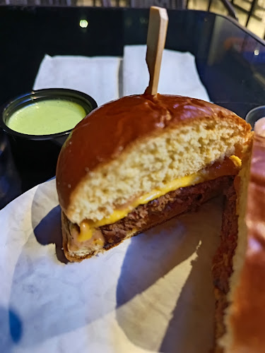 الملك عبدالله، الزرقاء، الباحة 65522