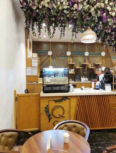 Q CAFE - الضيافة