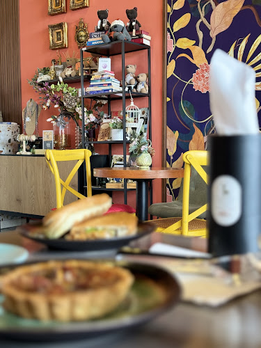 جاسيلا كافيه - الخبر