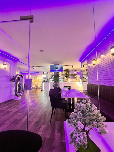 White Ribbon الربطة البيضاء - الضيافة