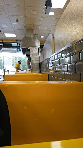 شارع الامير منصور بن عبدالعزيز، المربع، الرياض 12626