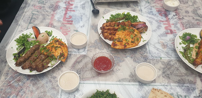 Comentarii opinii despre مطعم مشويات الديوان الحلبي (فلسطين)-Al Dewan AL Halabi Palestine