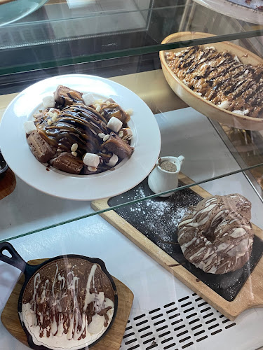 Opinii despre أفينيو كافيه în الدمام - الضيافة