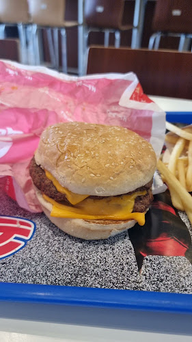 Opinii despre هرفي în حفر الباطن - الضيافة