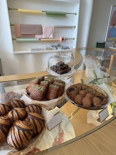 Pinch - الضيافة