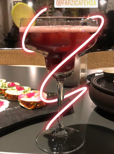 فارزي كافيه - الضيافة