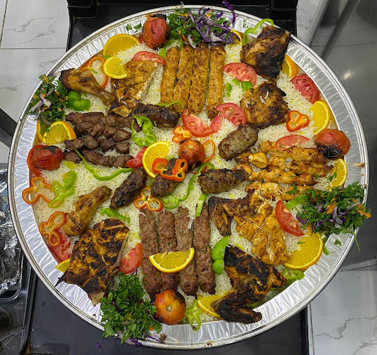 Opinii despre مطعم بخارى كنج în رماح - الضيافة