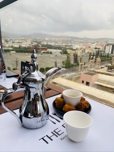 شارع الملك سعود، الخشع، أبها 62521