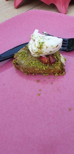 شارع الأمير عبدالعزيز بن مساعد بن جلوي، السليمانية، الرياض 12234