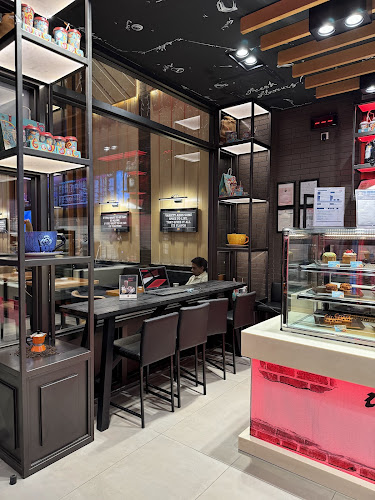 ميكيل كوفي - الضيافة