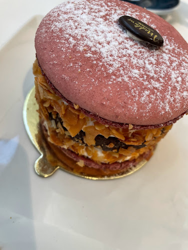 طريق الملك عبدالعزيز، الياسمين، الرياض 13326