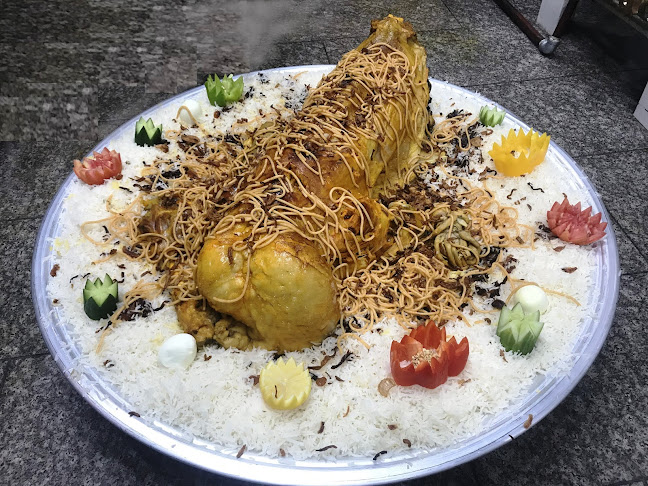 مطعم هايل فرع العزيزيه