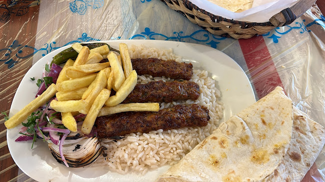 Opinii despre نكهة المشاوي ( مشويات وفطاير إسطنبول سابقا ) în جدة - الضيافة