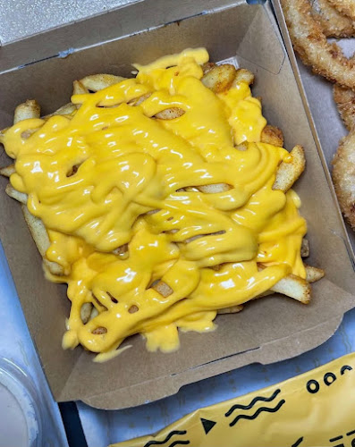 Salehia Plaza, شارع فلسطين، الرويس، جدة 23215